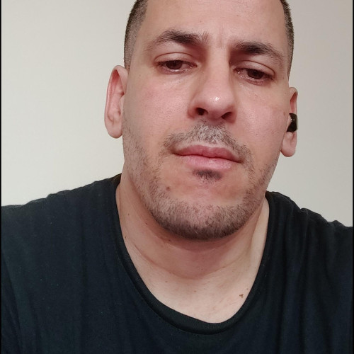 Younes  E. profile photo
