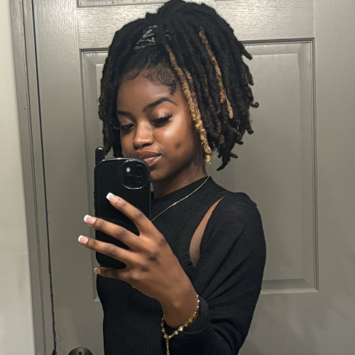 Mary J. profile photo
