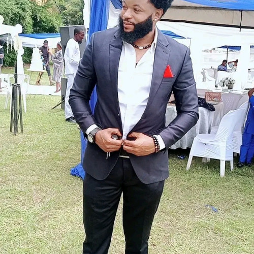 Clinton  V. profile photo