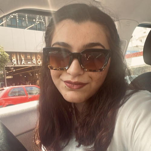 vicky h. profile photo
