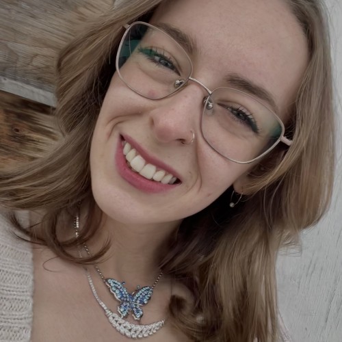 Laura Y.