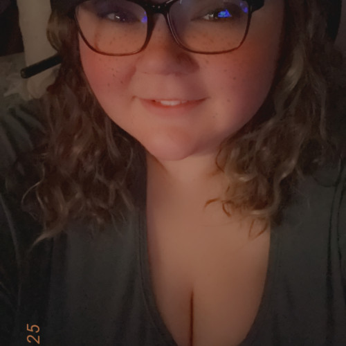 Mia E. profile photo