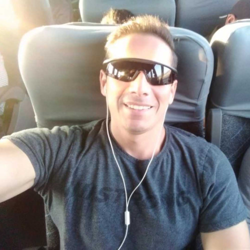 Julian L. profile photo