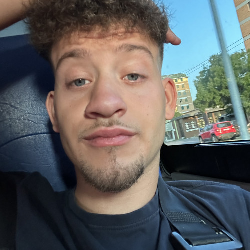 Loris U. profile photo