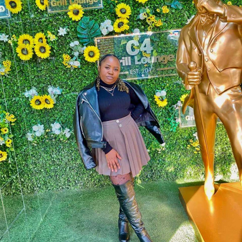 Dineo M. profile photo