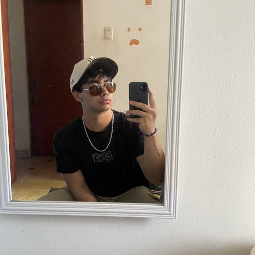 Renzo C. profile photo