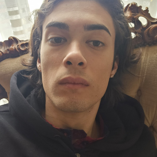 Lorenzo  R. profile photo
