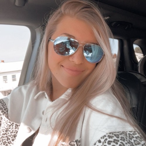 Michaela R.