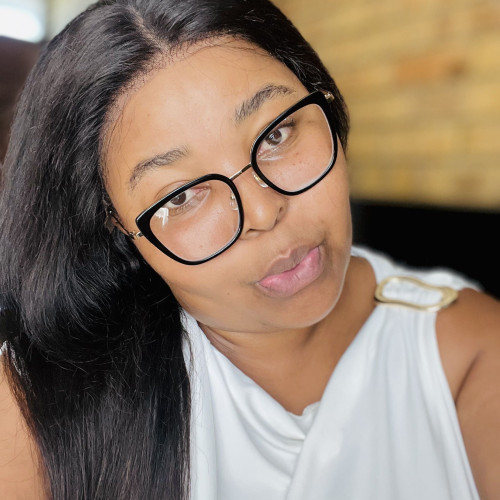 sinenhlanhla b. profile photo