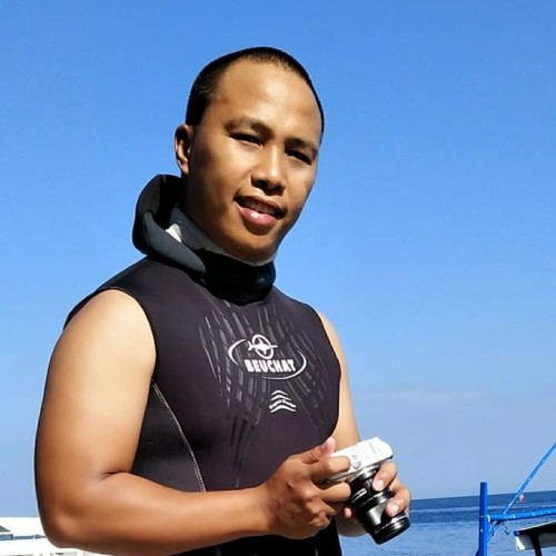 Ivan M.