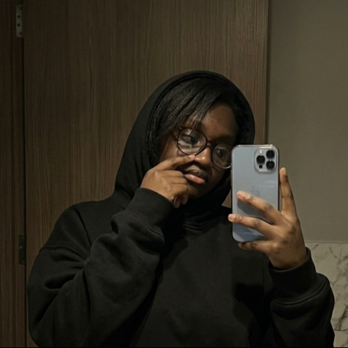 Esther O. profile photo