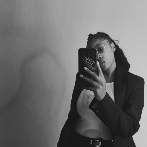 Dee T. profile photo