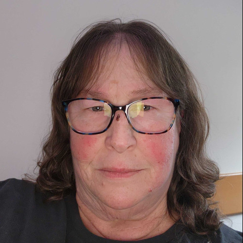 Linda J. profile photo