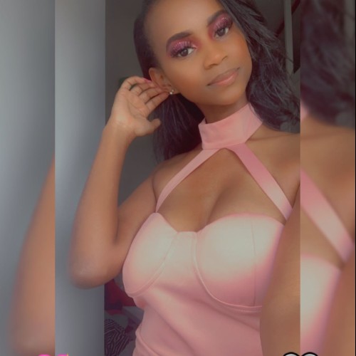 Laurine M. profile photo