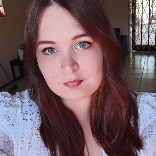 Crystin v. profile photo