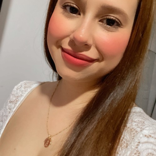 Valeria  R.