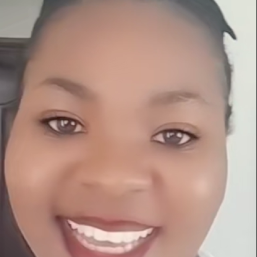 Laureen  M. profile photo