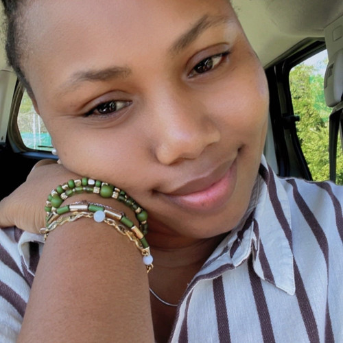 Lily R. profile photo