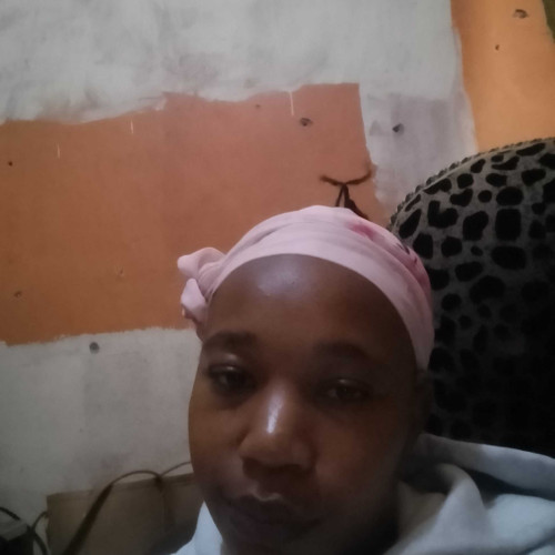 Winnie n. profile photo