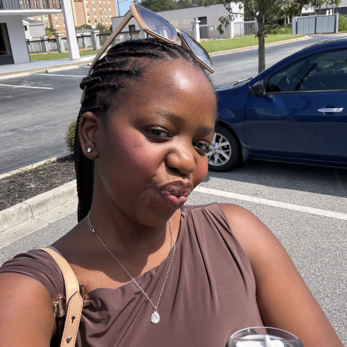 Nolifa M. profile photo