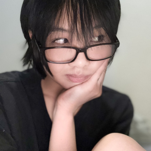 avie x. profile photo
