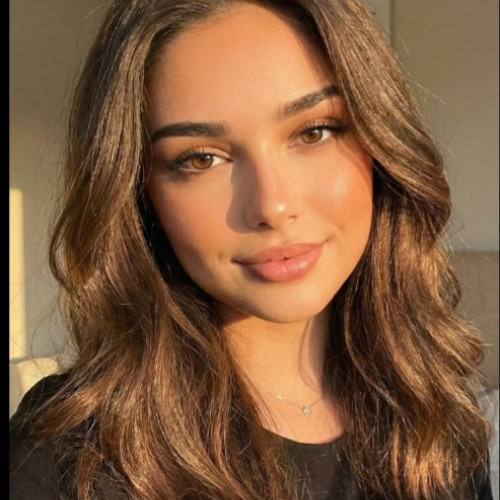 leandra r. profile photo