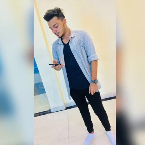 Naved  E. profile photo
