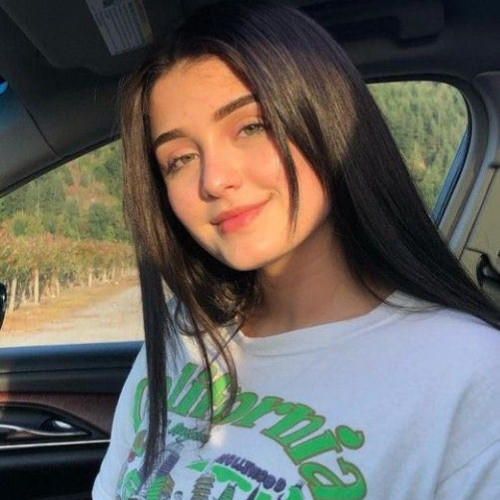 Ari V.