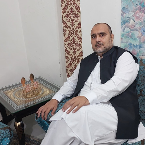 Shahzad L.