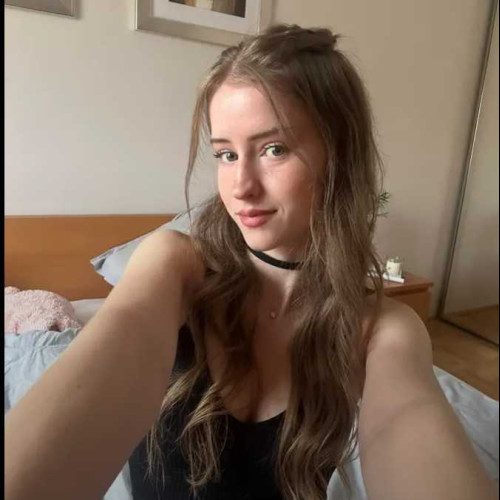 Chloe M. profile photo