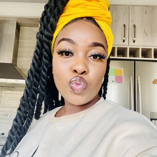 Fazillah B. profile photo