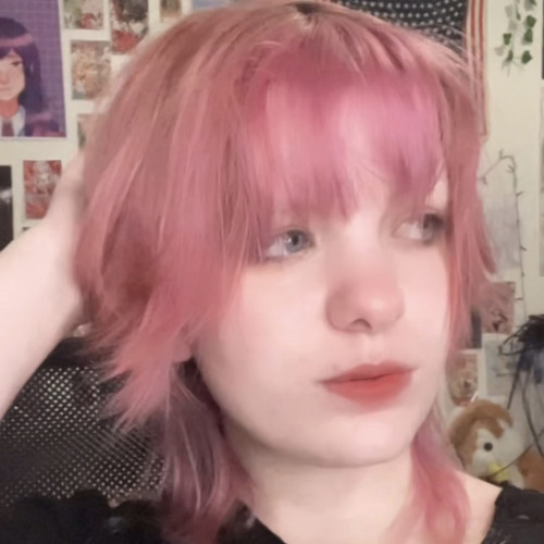 ellie  g. profile photo