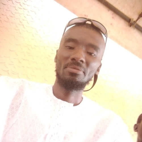 Okolonji  L. profile photo