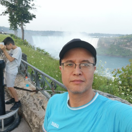 Younes  B. profile photo