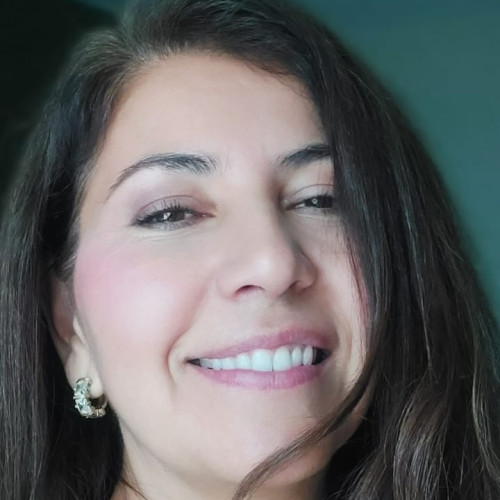 Isabel C.