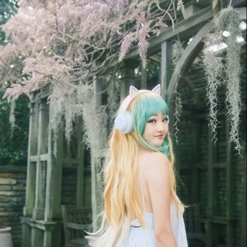Luna B. profile photo