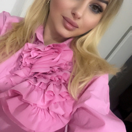 Dina P.