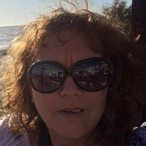 nora r. profile photo