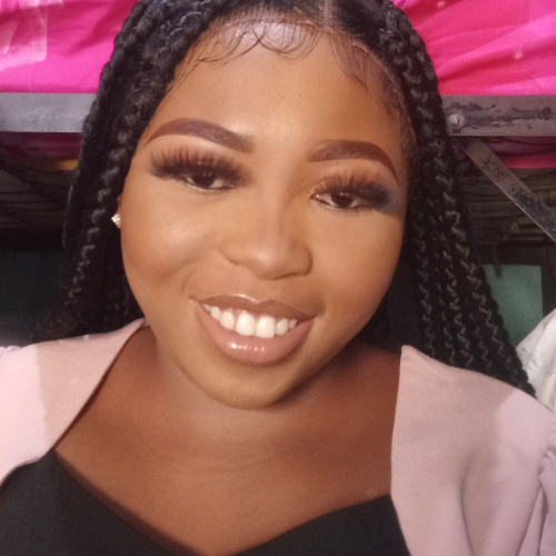 Vee  S. profile photo