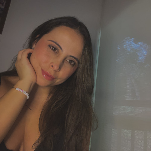 Cristina R.