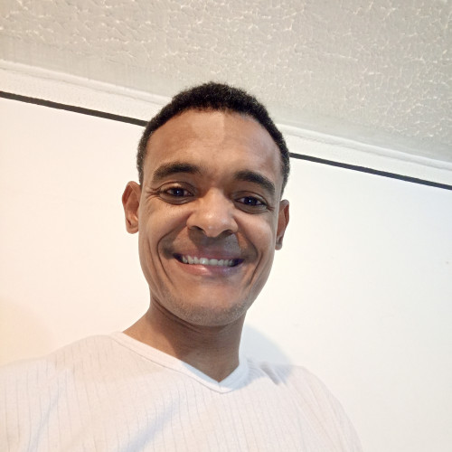 Pedro  R.