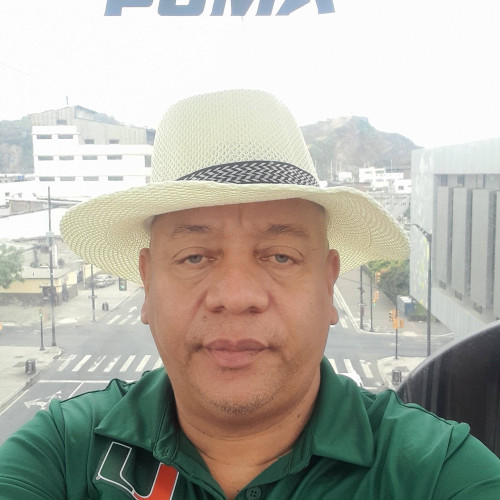 Hector L. profile photo