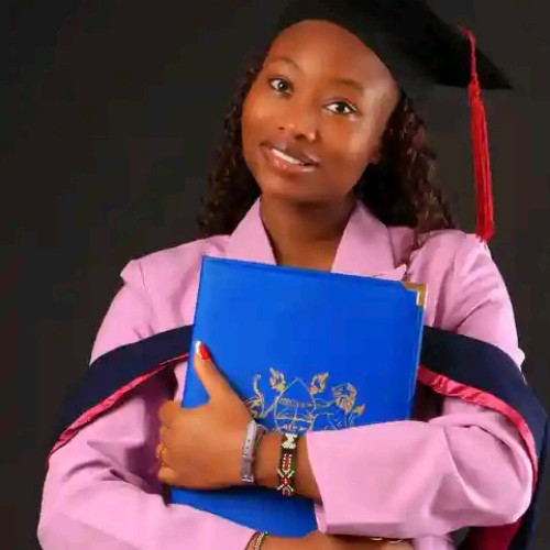 Naomi M. profile photo