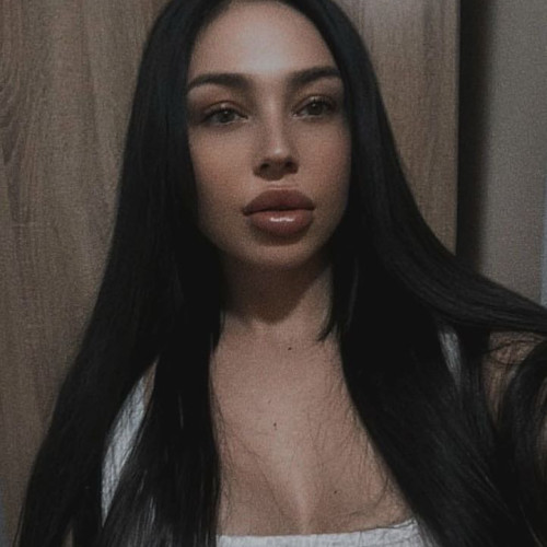 Emilia R. profile photo