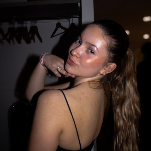 carla l. profile photo