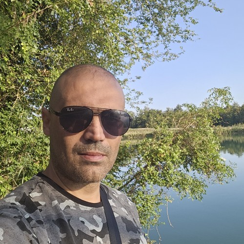 Nadir  B. profile photo