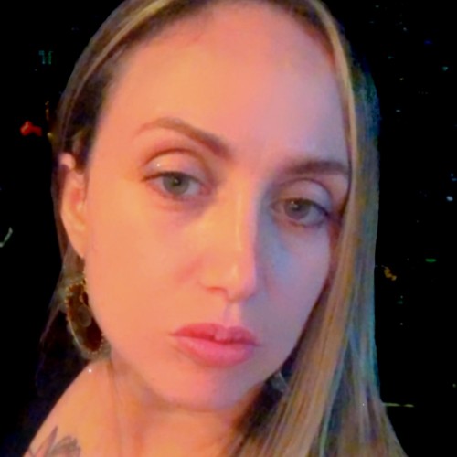CLAIRE W. profile photo