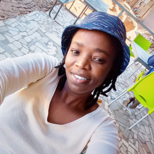 Hlengiwe  P.