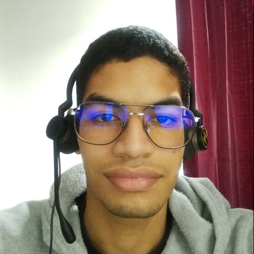 Yoxel  L. profile photo