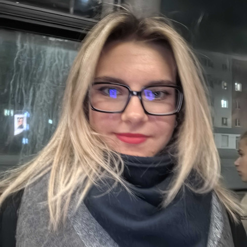 Yana T. profile photo